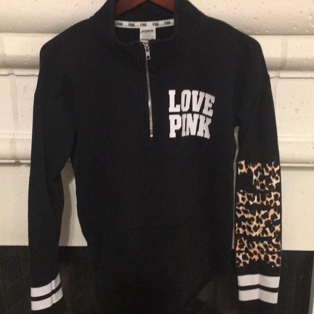 Pink VS pullover really cute